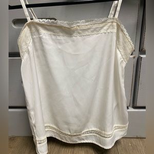 Super cute Hollister silk tank top